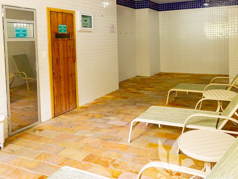 Apê completo • Piscina aquecida • 350m praia