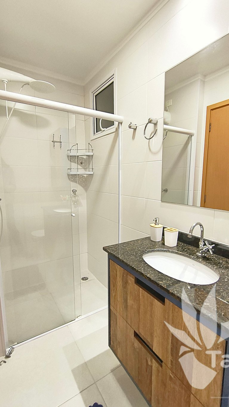 Apê Cobertura + Área Gourmet - Praia Toninhas