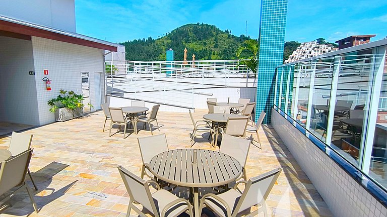 Apartamentos 300m Praia das Toninhas - com vista para o mar