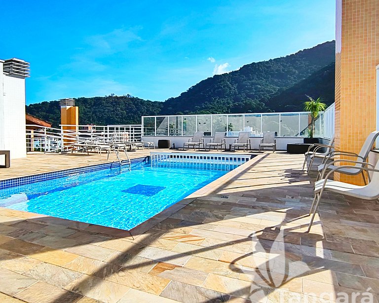 Apartamentos a 100m Praia das Toninhas PISCINA AQUECIDA