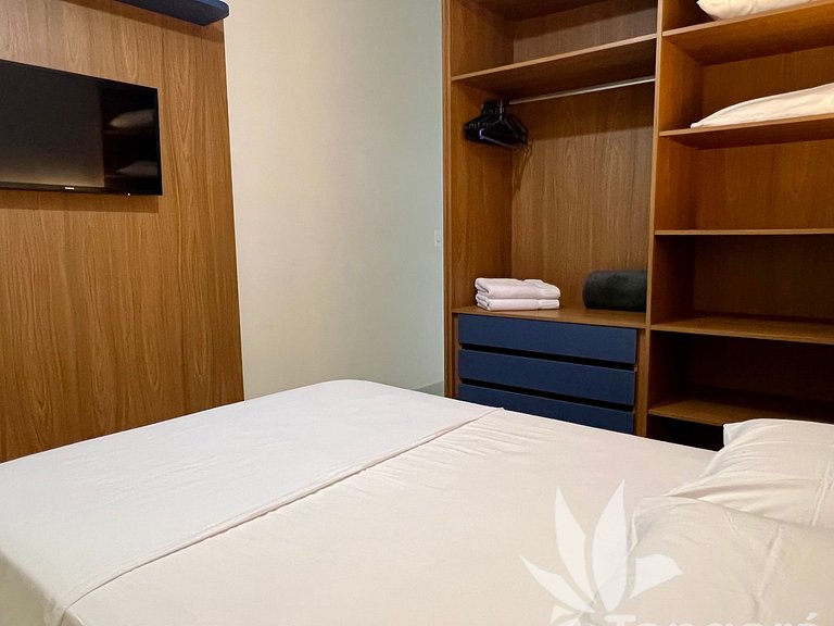 Apê completo • Piscina aquecida • 350m praia